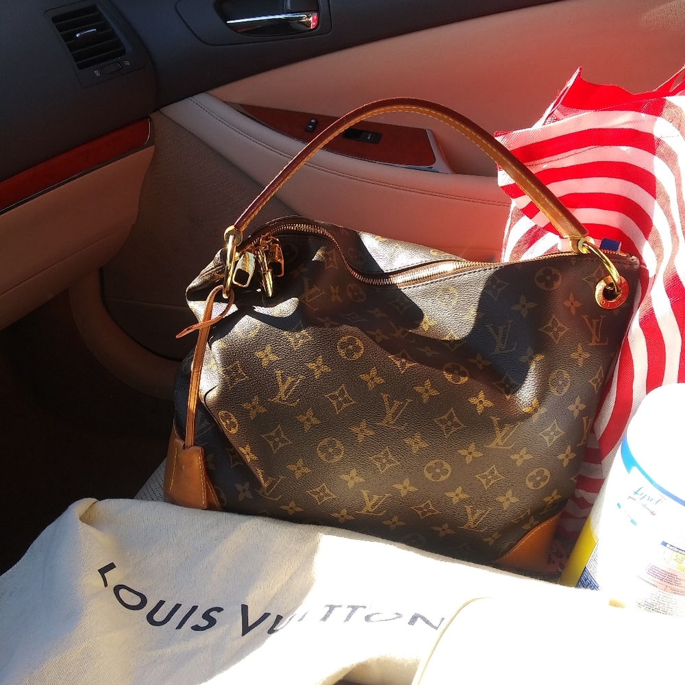Louis Vitton Berri PM